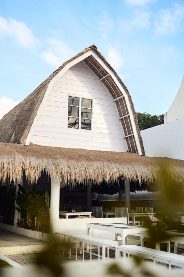 Dream Cowork Hotel Kuta  Extérieur photo