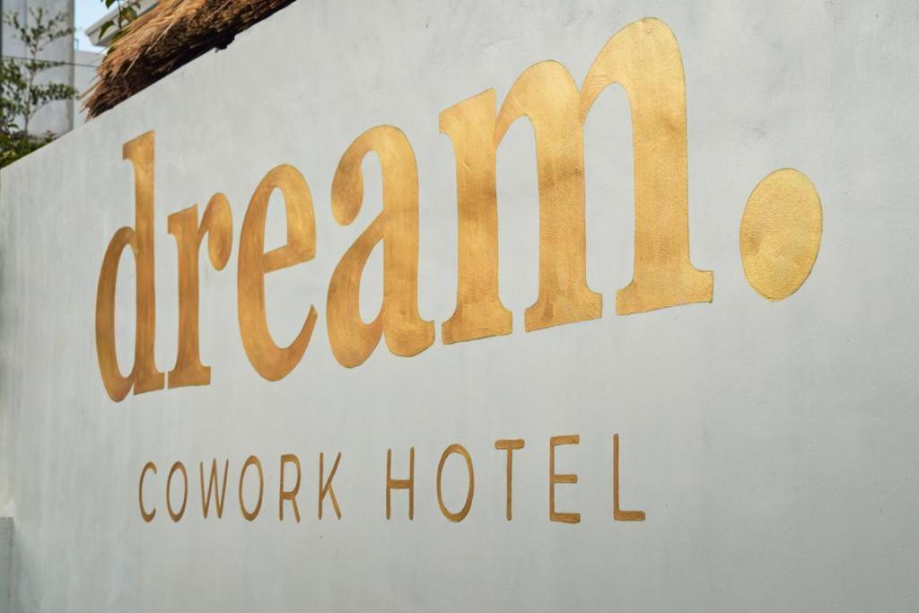 Dream Cowork Hotel Kuta  Extérieur photo